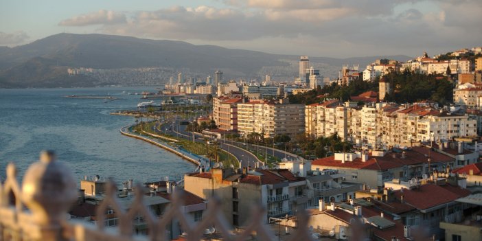 İzmir'de fay hattı nereden, hangi ilçelerden geçiyor? İzmir'de riskli ilçeler hangileri
