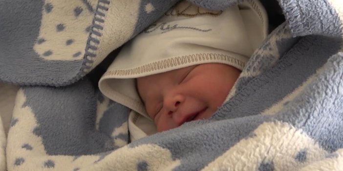 Depremden kurtulan hamile kadın Kırıkkale'de doğum yaptı