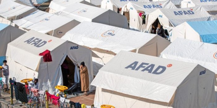 AFAD Almanya'nın gönderdiği çadırlara kendi logosunu basmış. Alman medyası açıkladı