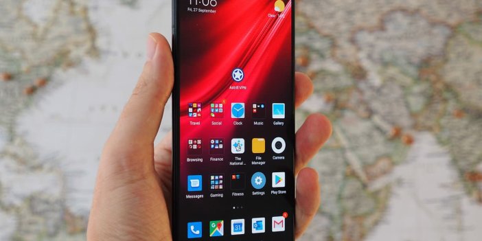 Xiaomi'nin yeni telefonu 300W gücünde şarj teknoloji kullanacak. 5 dakikada şarj olacak
