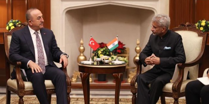 Dışişleri Bakanı Çavuşoğlu Hint mevkidaşı ile görüştü