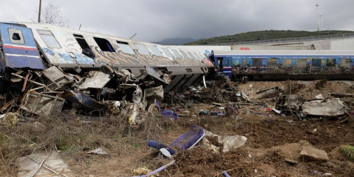 Yunanistan’daki tren kazası insan hatası kaynaklı olabilir   