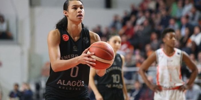 Fenerbahçe Alagöz Holding Avrupa'da 12'de 12 yaptı, çeyrek finale çıktı