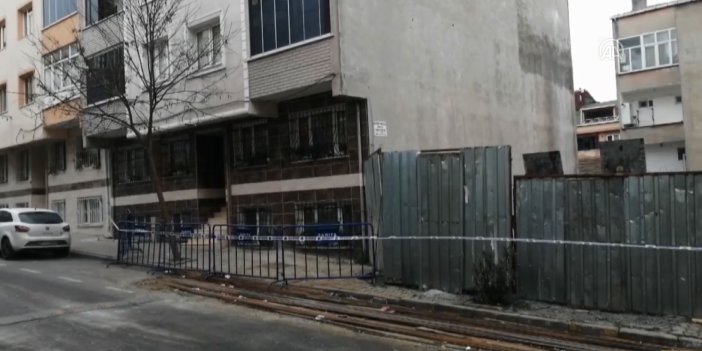 Gaziosmanpaşa'da bir bina oluşan çatlaklar nedeniyle boşaltıldı