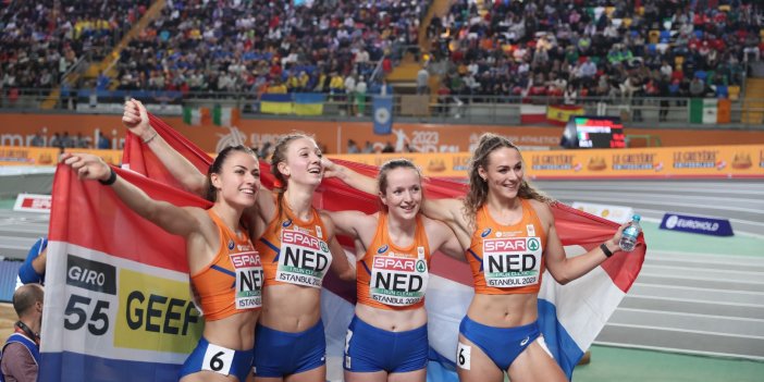 Kadınlar bayrak yarışında zafer Hollanda'nın