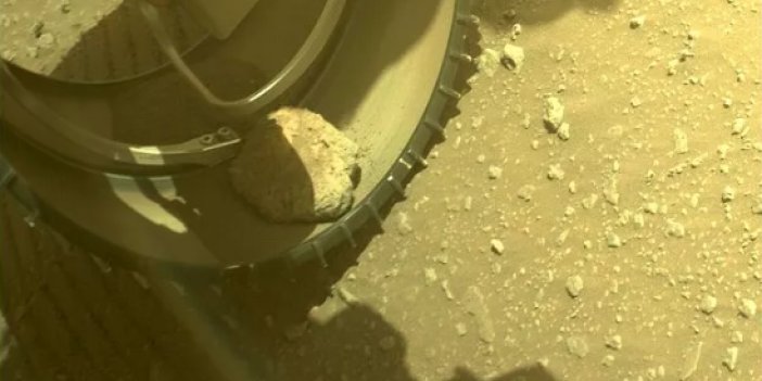 NASA’nın Mars aracının ayağına taş takıldı