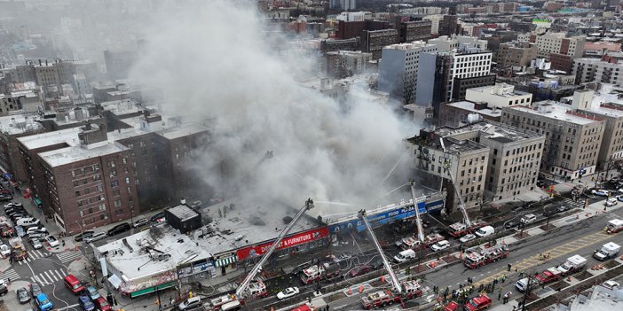 New York'ta yangında 7 kişi yaralandı