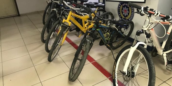 Hırsızlık şüphelileri çaldıkları bisikletlerle yakalandı