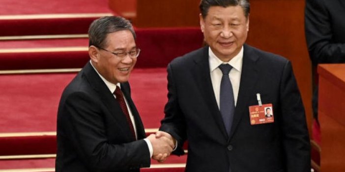Çin'de Başbakan değişdi. Yeni Başbakan Li Çiang oldu