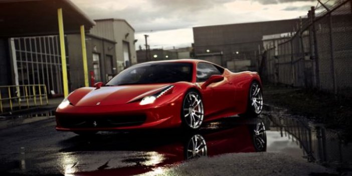 Ferrari'nin yeni modelinin tanıtımı yayınlandı. Geri sayım başladı