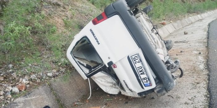 Muğla'da otomobil bariyerlere çarparak takla attı: 1 yaralı