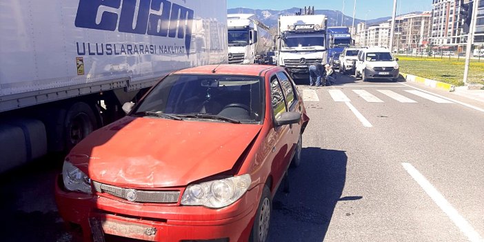 Edremit’te zincirleme trafik kazası: 1 yaralı   