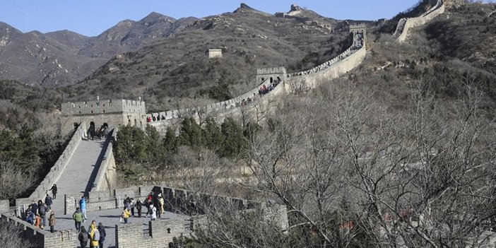Çin, yabancılara turist ve seyahat vizesi işlemlerini yeniden başlatıyor