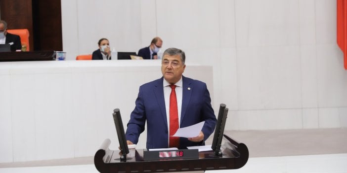 CHP’li Sındır'dan iktidara tepki. Afet Yeniden İmar Fonu’nda insan yok, beton var!