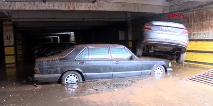 Şanlıurfa'daki sel baskınında Arkeoloji Müzesi'nde 150 araç sular altında kaldı