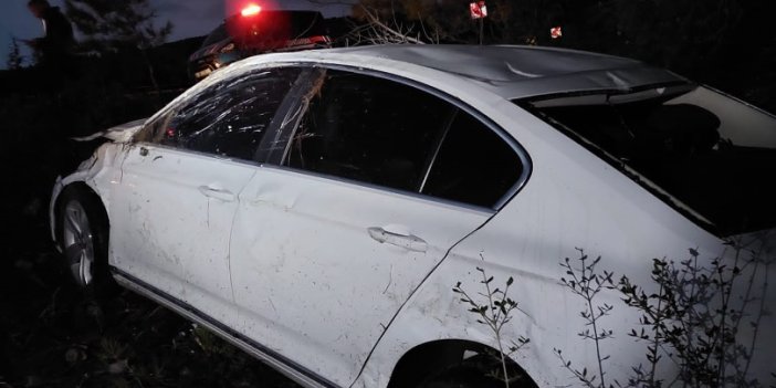 MHP'li iki belediye başkanı trafik kazası geçirdi. Araç şarampole yuvarlandı