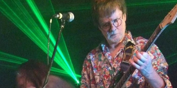 Dünyaca ünlü müzisyen Mick Slattery evinde ölü bulundu