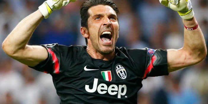 Buffon'dan PSG açıklaması