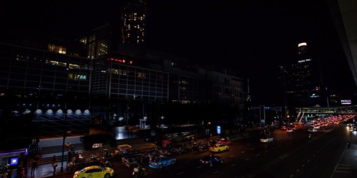 Bangkok’ta ışıklar 1 saatliğine kapatıldı. İşte sebebi