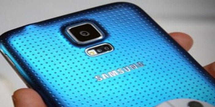 Galaxy S5, S4'ün yolunda...