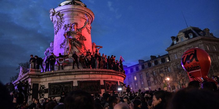 Fransa’da 10.kez kitlesel greve gidiyor