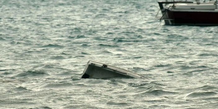 Karayipler'de tekne alabora oldu