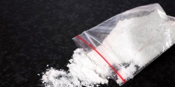4 anaokulu öğrencisi buldukları çantadaki kokaini kokladı hastanelik oldu
