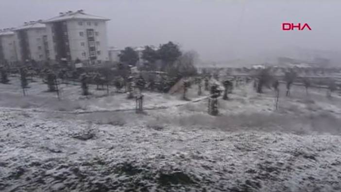 Flaş… Flaş… İstanbul’da kar yağışı başladı