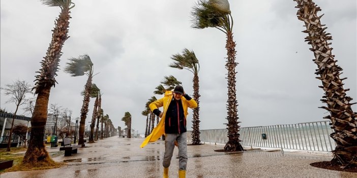 Meteoroloji'den 5 kent için ''fırtına'' uyarısı