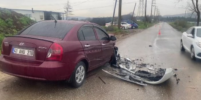 Gebze'de iki otomobil kafa kafaya çarpıştı: 7 yaralı