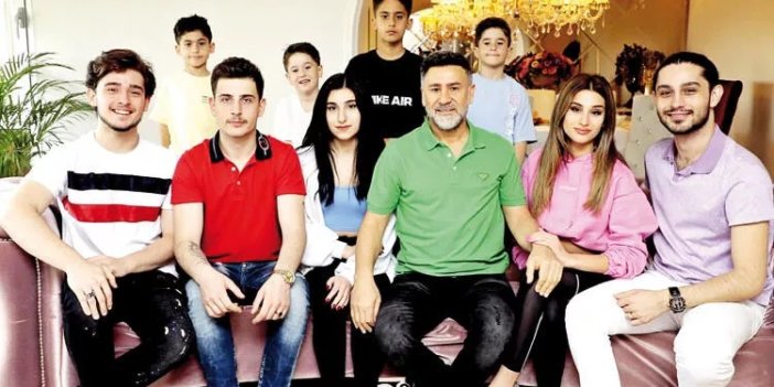 İzzet Yıldızhan'ın doğum günü dileği şaşırttı. 9 çocuğuyla 60. yaşını kutladı 