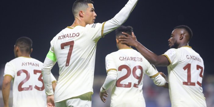 Cristiano Ronaldo Arabistan Ligi'ni sallamaya devam ediyor