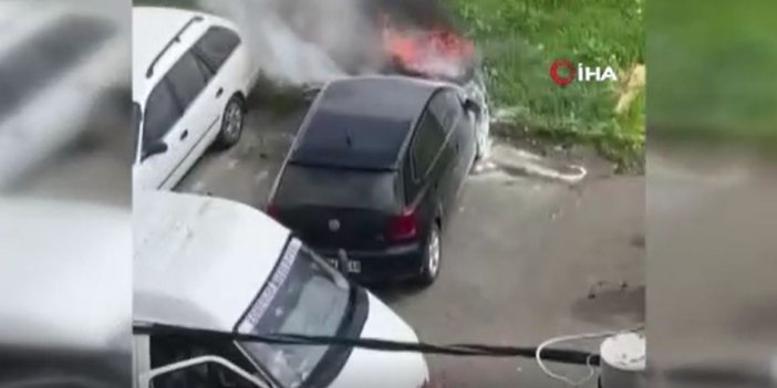 Edremit’te park halindeki araç alev alev yandı 