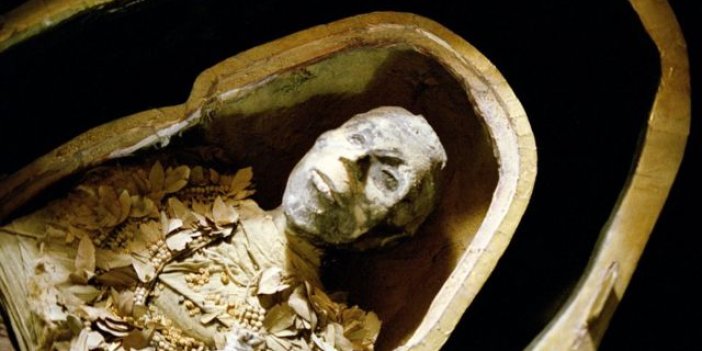 Piramitlerden binlerce yıl önce yaşayan Mısırlının yüzü canlandırıldı