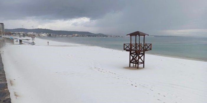 İzmir'de dolu yağışı etkili oldu 