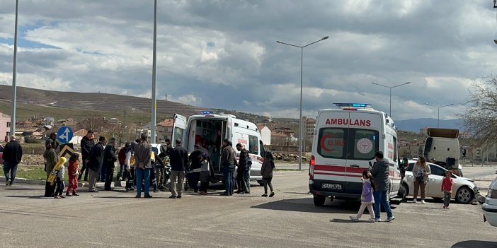 Elazığ’da trafik kazası: 3 yaralı   