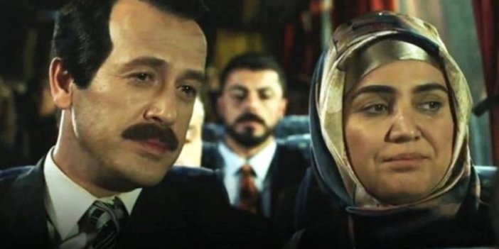 Emine Erdoğan'ı oynadı MHP'den adaylığı kaptı. Birinci sıradan aday gösterildi. Boş salona oynamıştı