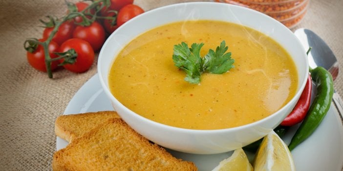 Mercimek çorbası nasıl yapılır? Mercimek çorbası tarifi malzemeleri neler?