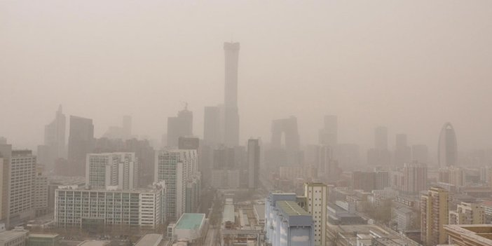 Çin'de kum fırtınası uyarısı