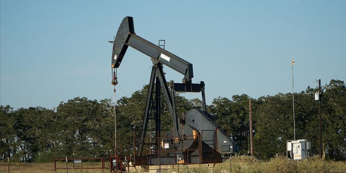 ABD petrol fiyatı tahminini yükseltti