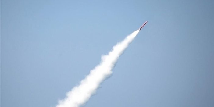 Kuzey Kore 'yeni tip' balistik füze denedi
