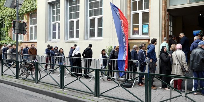 Belçika'da yerel seçimde oy kullanma yaşının 16'ya indirilmesi önerildi