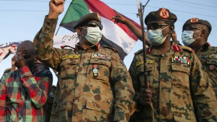 Sudan'daki paralel ordu yapılanması için açıklama. Sudan ordusu siyasileri uyardı