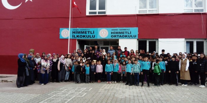 Adana'da kaya düşen otomobilde ölen öğretmenlerin yakınlarından okula ziyaret