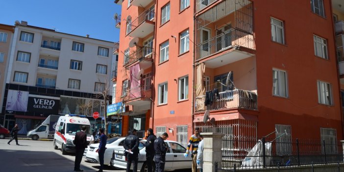Aksaray'da yalnız yaşayan kadın evinde ölü bulundu