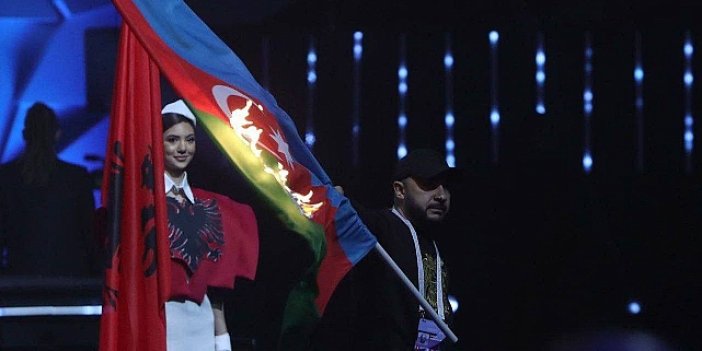 Avrupa Halter Şampiyonası'nda büyük rezalet: Bir Ermeni Azerbaycan bayrağını kaçırıp yaktı