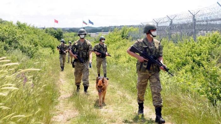 Yunanistan sınırında 2'si FETÖ üyesi 5 kişi yakalandı