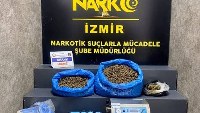 İzmir'de kilolarca uyuşturucu ele geçirildi