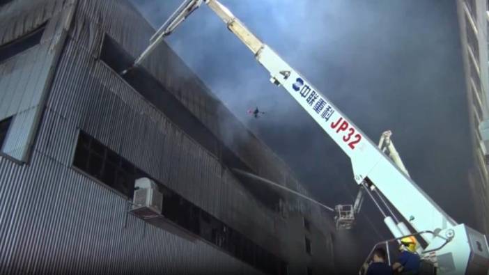 Fabrikada çıkan yangında 11 kişi hayatını kaybetti