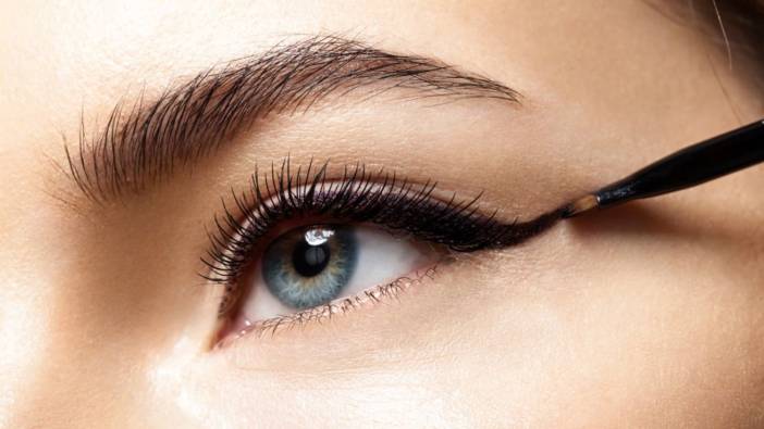 Eyeliner nedir? Eyeliner nasıl çekilir?